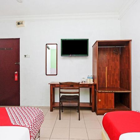 Oyo 850 Gold Star Hotel Chukai Zewnętrze zdjęcie