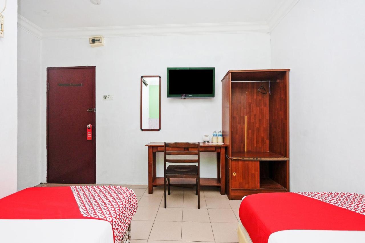 Oyo 850 Gold Star Hotel Chukai Zewnętrze zdjęcie