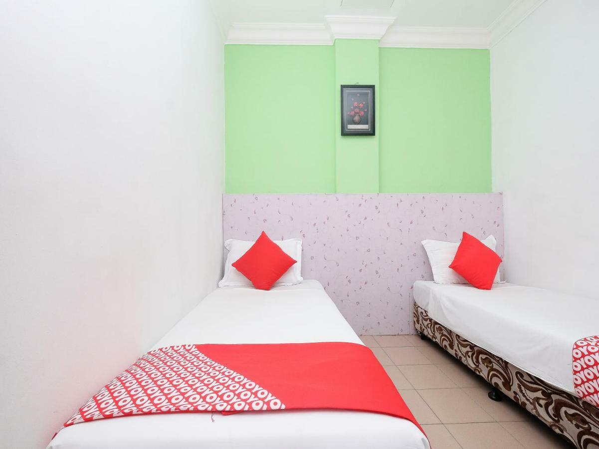 Oyo 850 Gold Star Hotel Chukai Zewnętrze zdjęcie