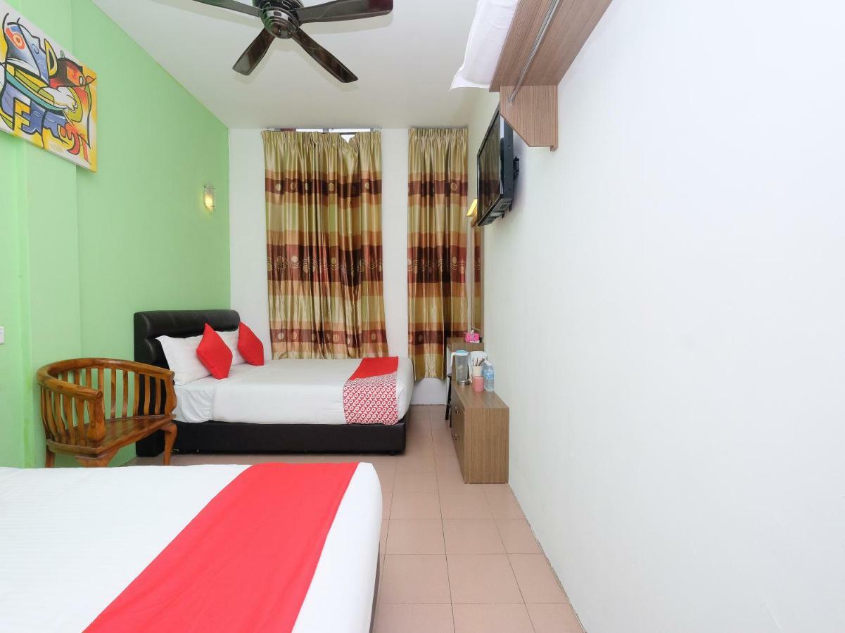 Oyo 850 Gold Star Hotel Chukai Zewnętrze zdjęcie