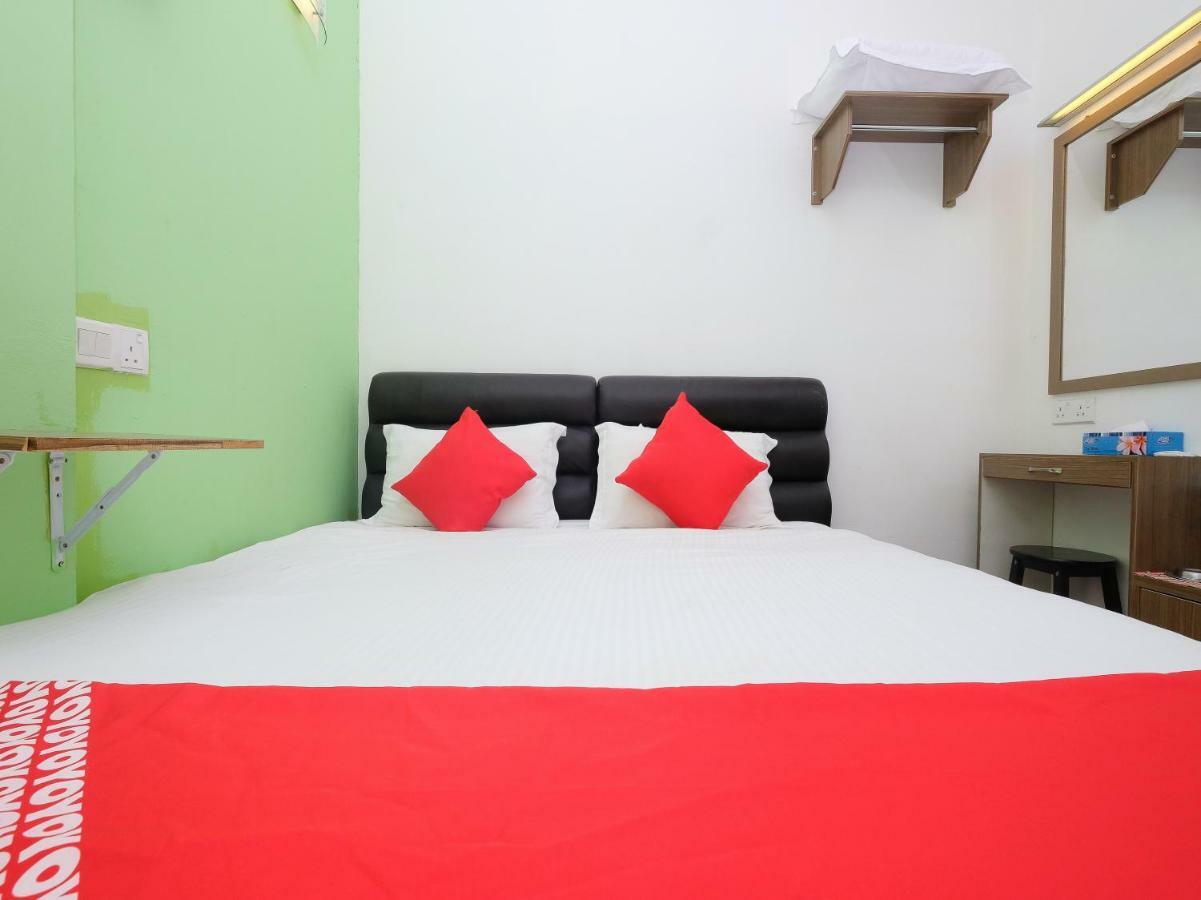 Oyo 850 Gold Star Hotel Chukai Zewnętrze zdjęcie