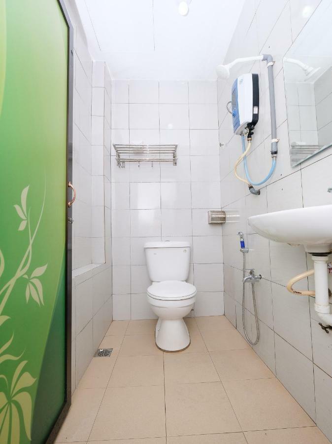 Oyo 850 Gold Star Hotel Chukai Zewnętrze zdjęcie