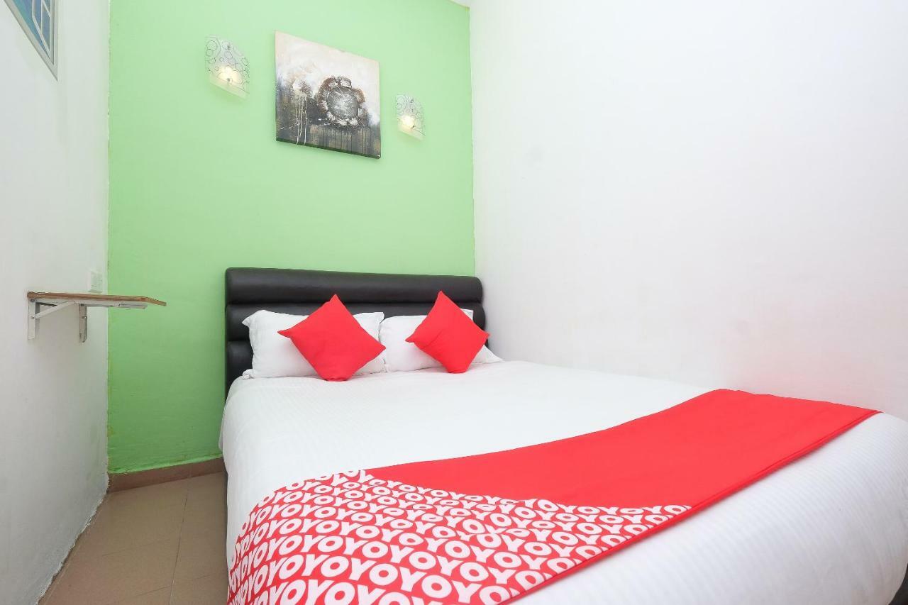 Oyo 850 Gold Star Hotel Chukai Zewnętrze zdjęcie